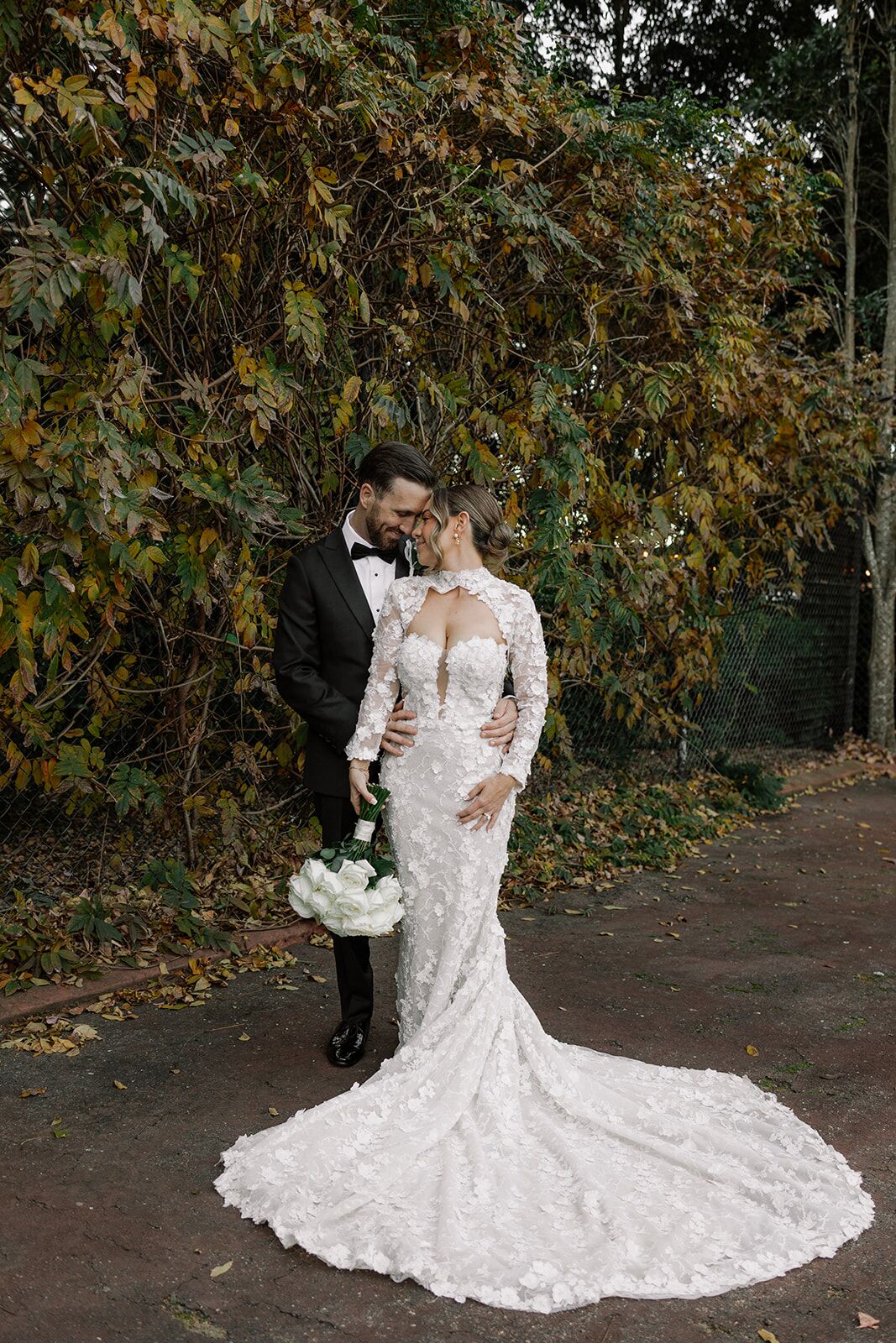 Emma \u0026 Joshua - Jeune Bridal, image size:1067x1600